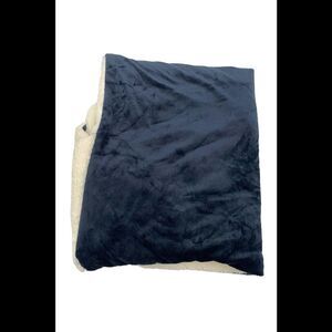Peace Love World 40" x 70" Hooded Throw with Leather Patch Navy